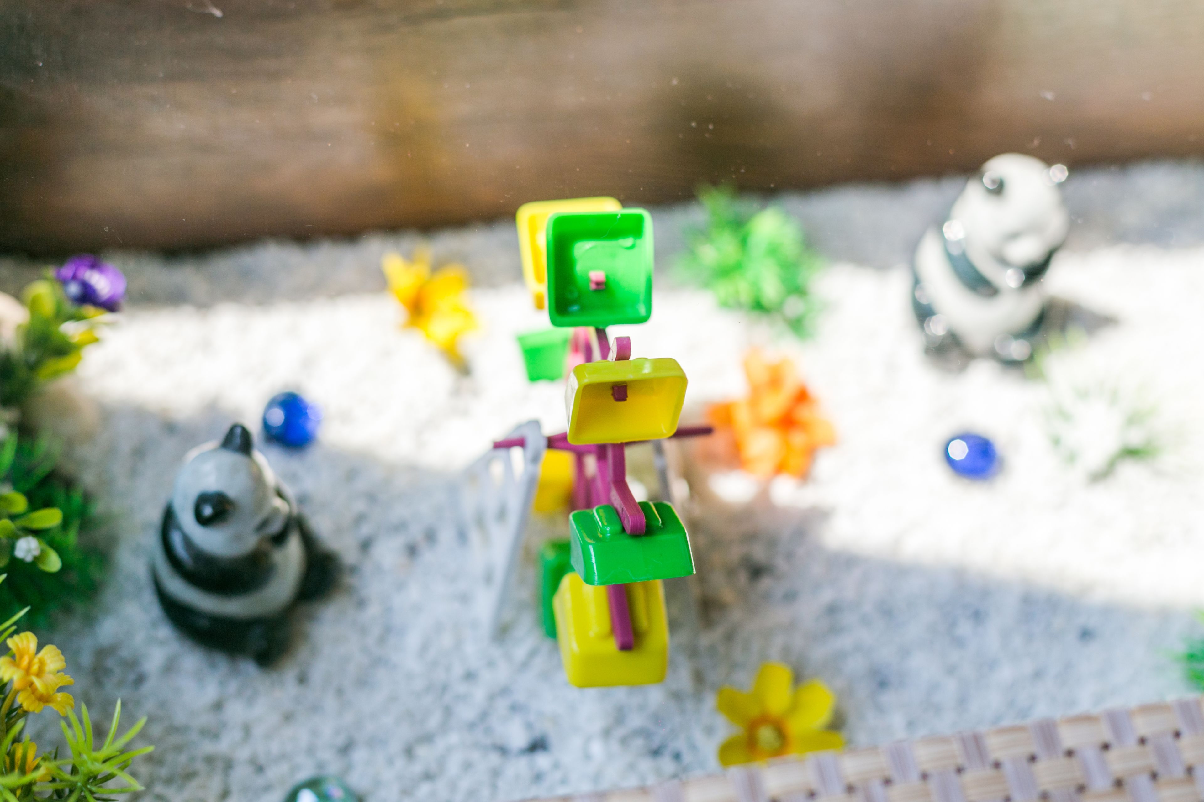 daily buffet breakfast (thb 280 per person)