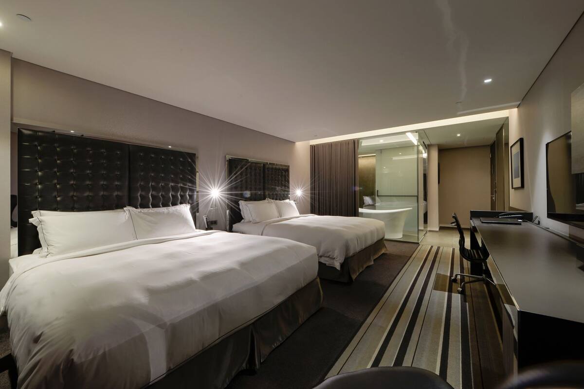 Ropa de cama de alta calidad y cubrecamas