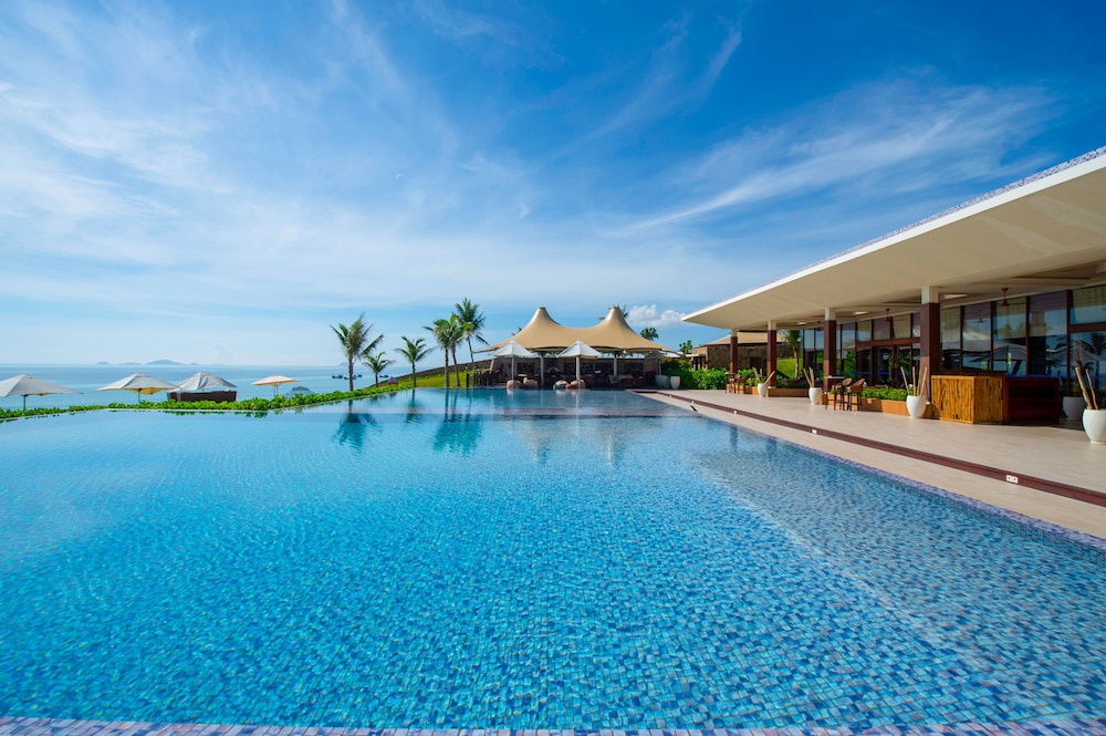 Fusion Resort Cam Ranh by null