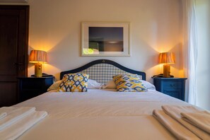 Down duvets, desk, free WiFi - Agriturismo Pimpinnacolo (Monte Argentario)
