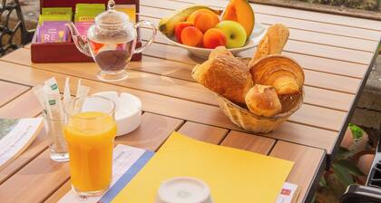 Hotel Le Relais Des Deux Vallees