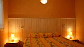 Double Room | Desk, soundproofing, free WiFi