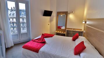 Standard Double Room, Non Smoking, Private Bathroom | Premium bedding, desk, soundproofing, free WiFi