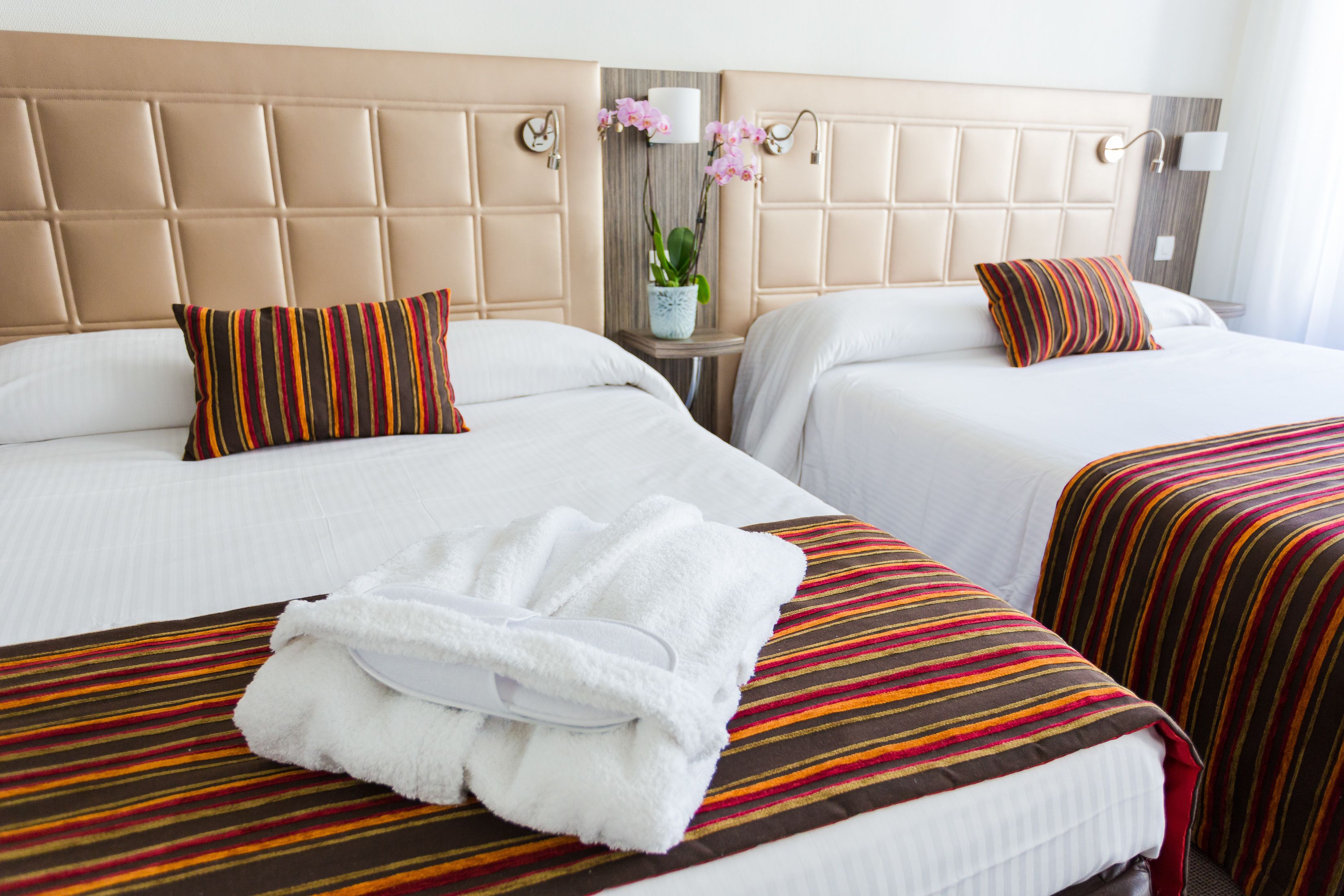 premium bedding, desk, soundproofing, free wifi