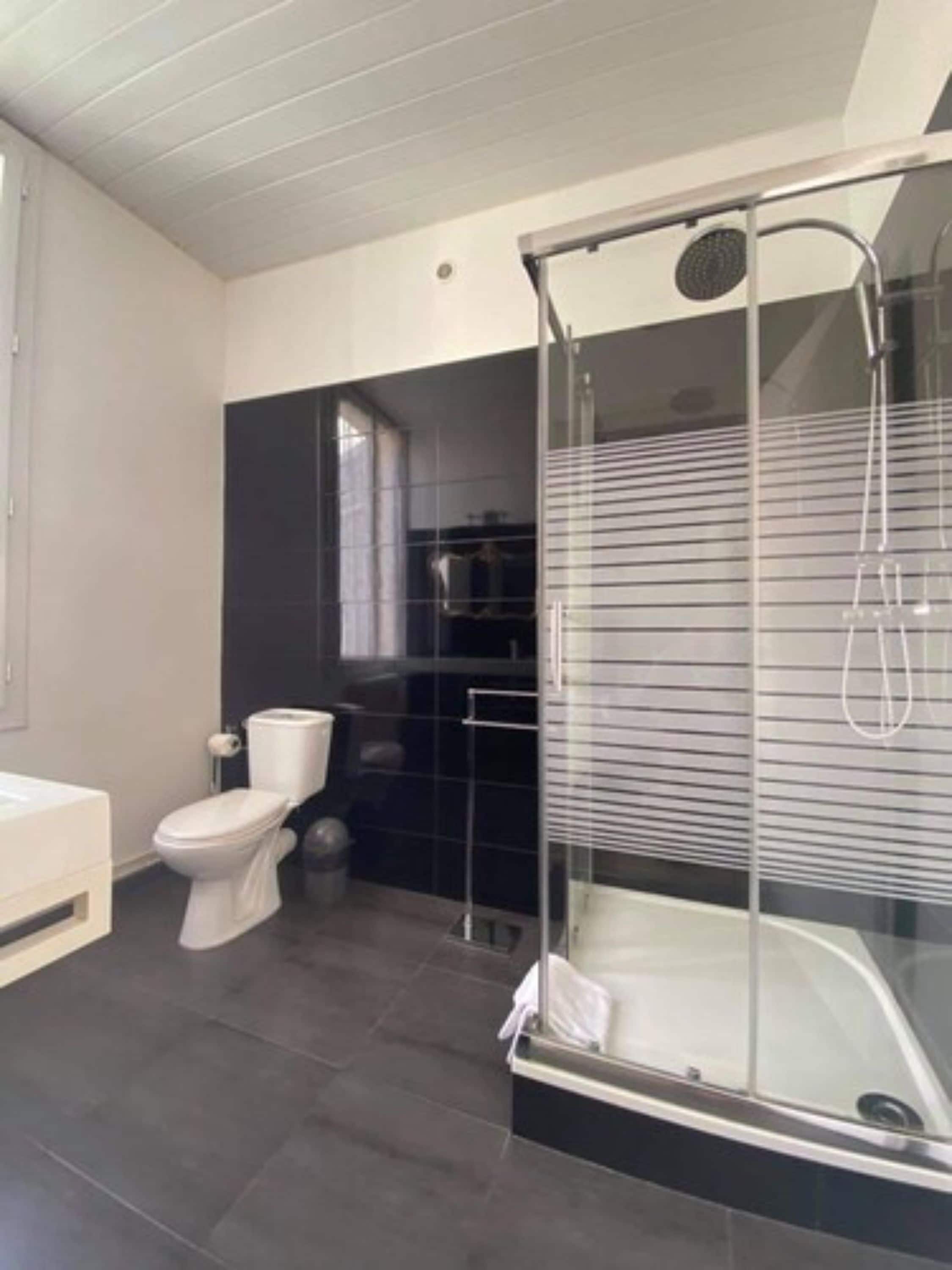 standard twin room (renovated) | bathroom | hair dryer, towels