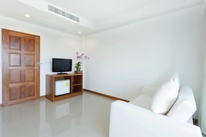 Family Room, Balcony, Mountain View | Living room | 32-inch LCD TV with satellite channels, TV - Rawai Princess Hotel (Rawai)