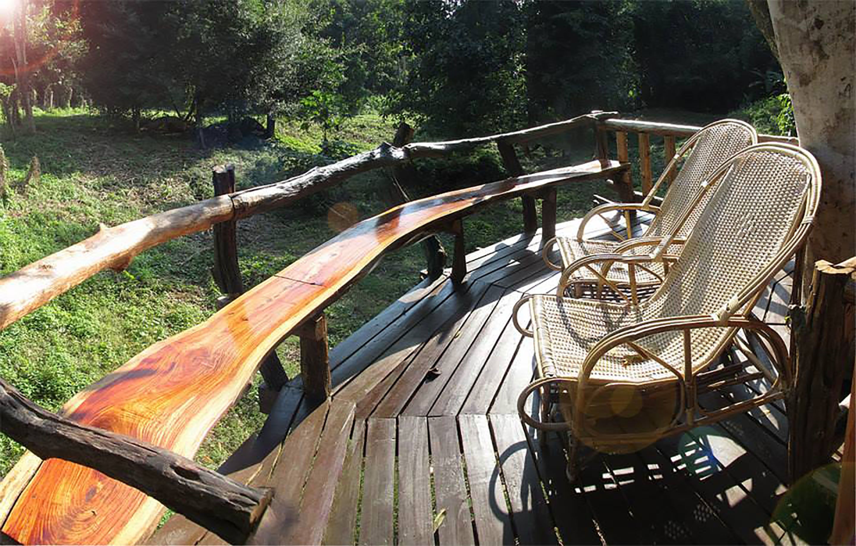 cottage treehouse double | individually decorated, individually furnished, desk