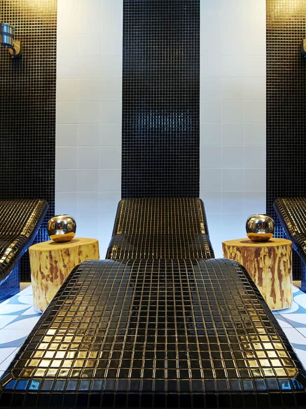 Couples treatment rooms, sauna, Turkish bath, body treatments