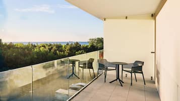 Doppelzimmer, eingeschränkter Meerblick | Ausblick vom Zimmer