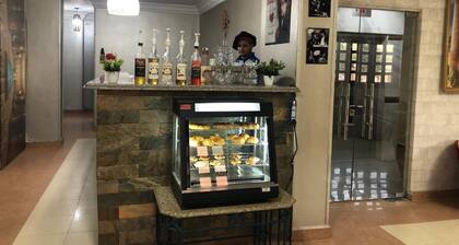 Bonne Vie Hotel