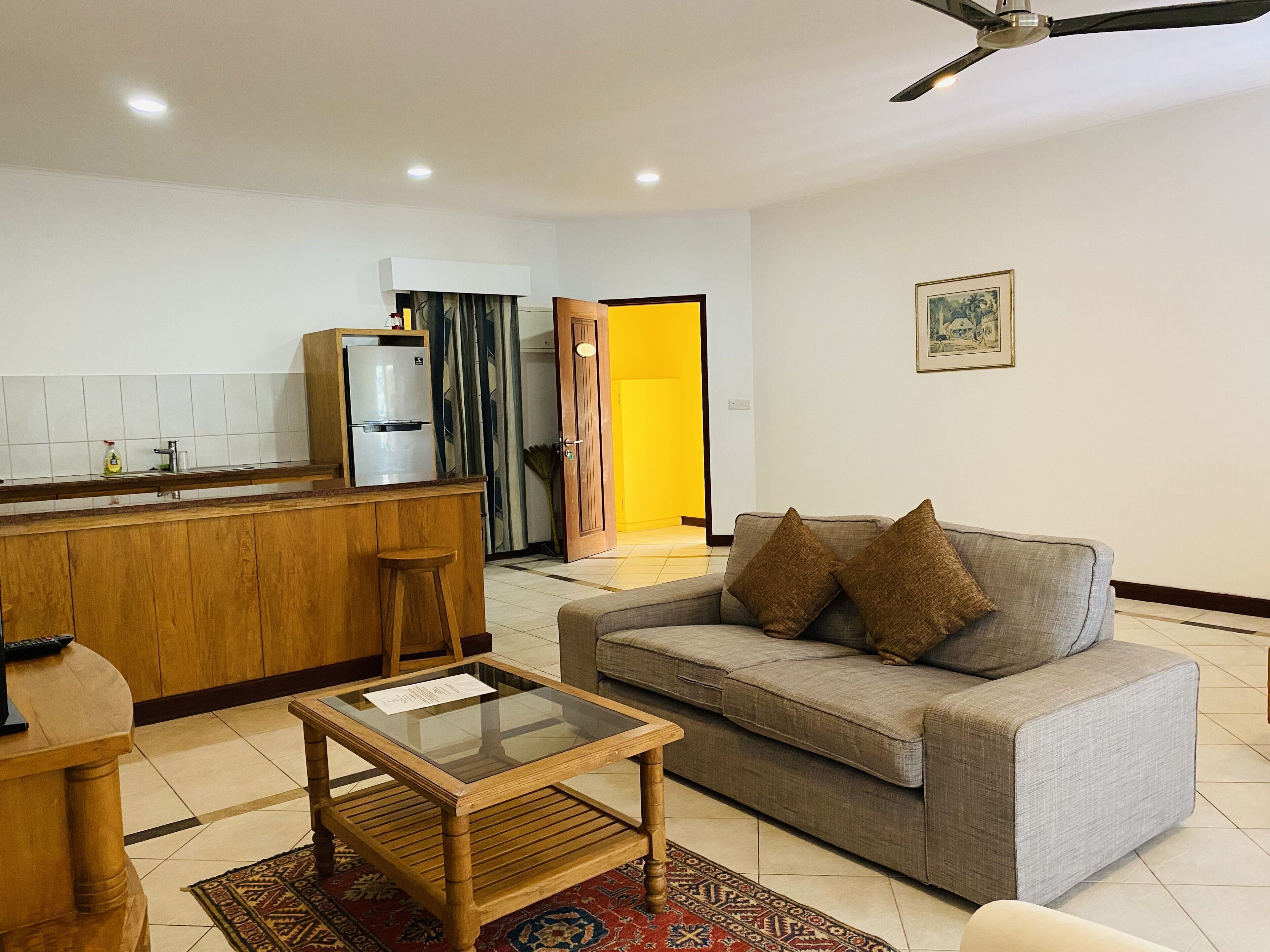 basic apartment | living area | 24-inch led tv with cable channels, tv