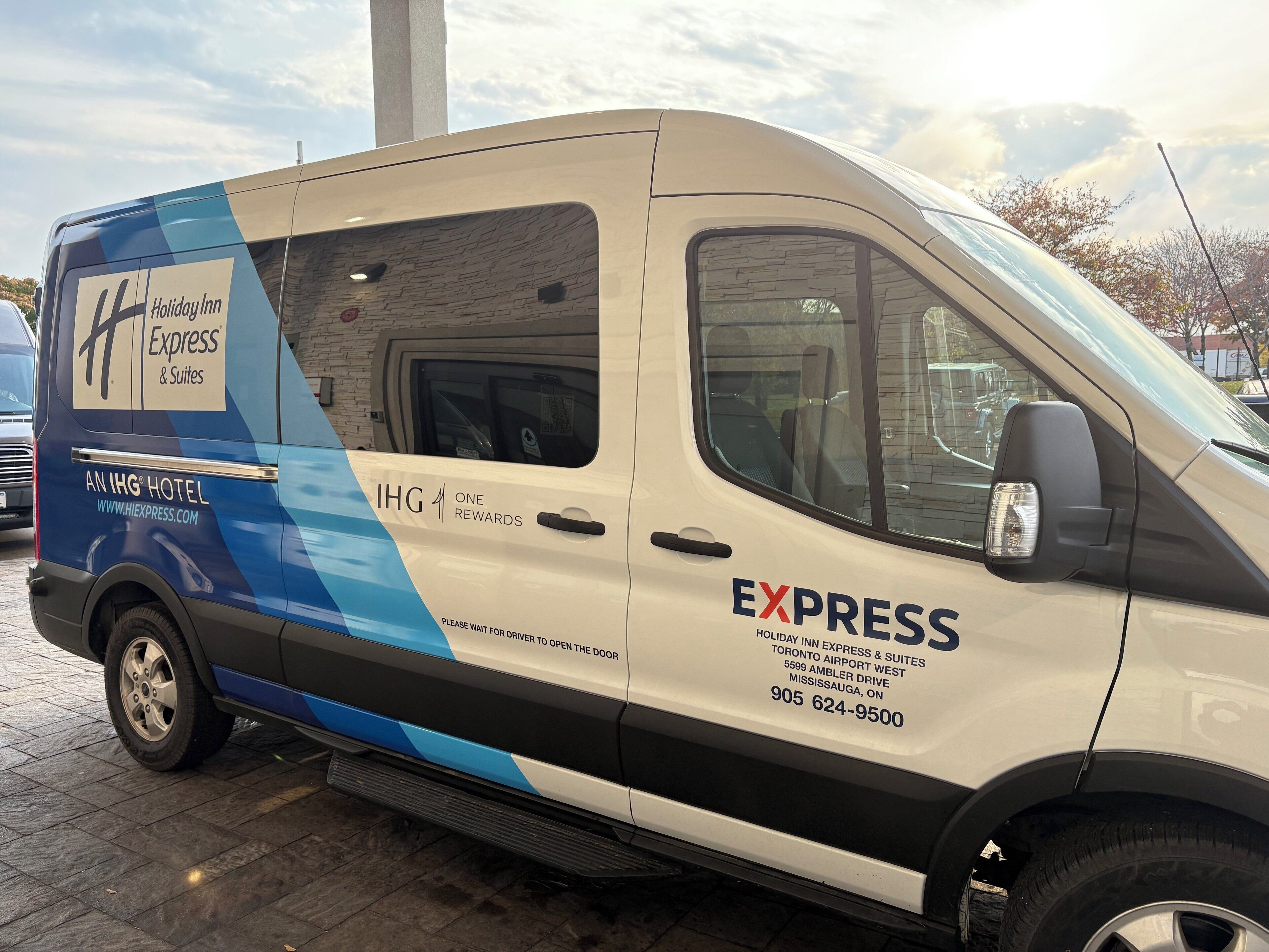 Foto - Holiday Inn Express & Suites Toronto Airport West by IHG