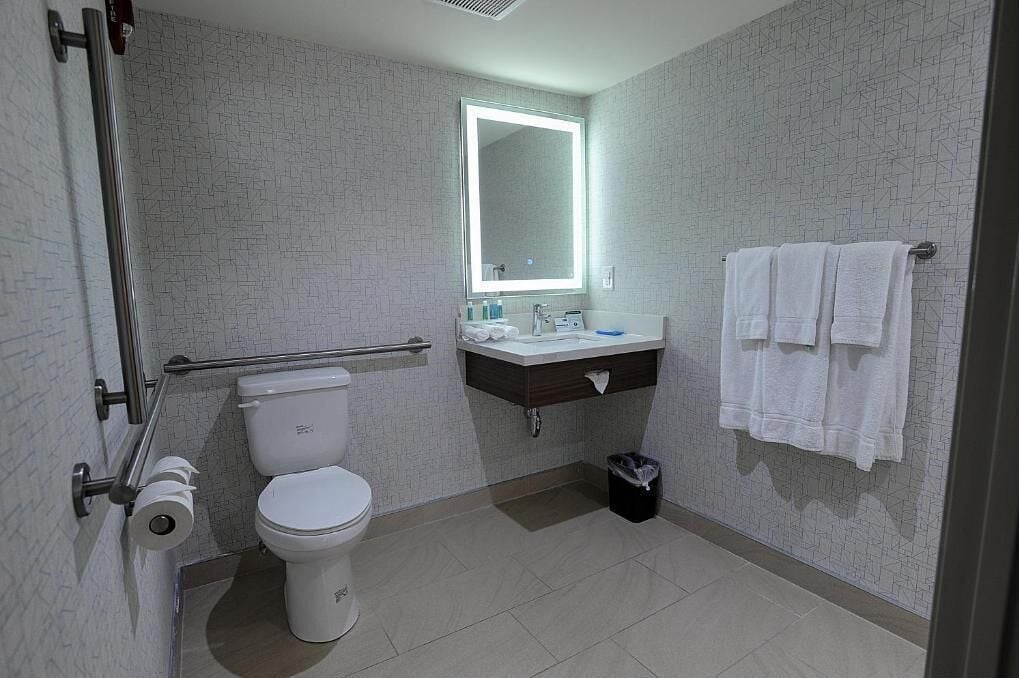 Foto - Holiday Inn Express & Suites Toronto Airport West by IHG