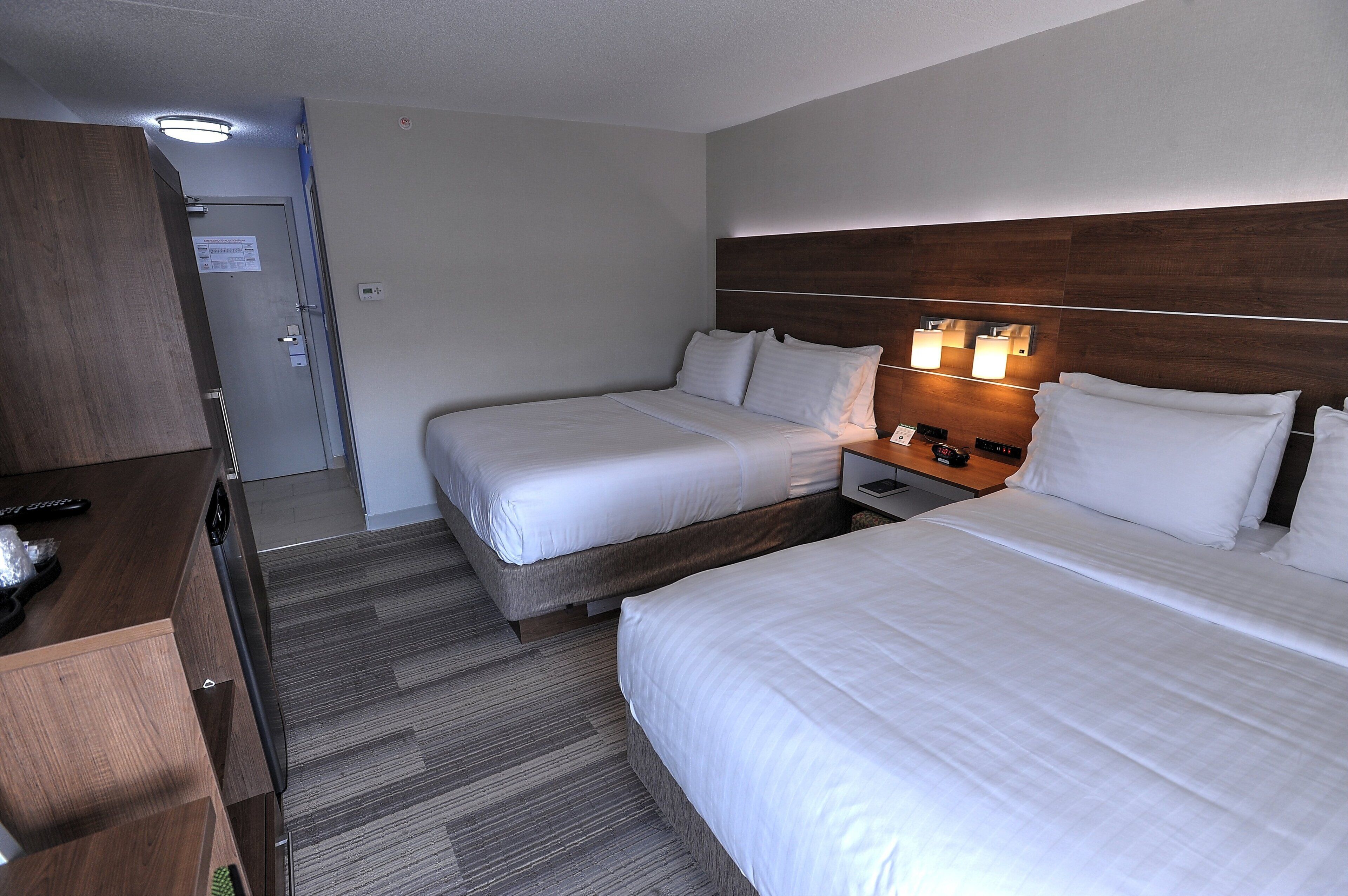 Foto - Holiday Inn Express & Suites Toronto Airport West by IHG