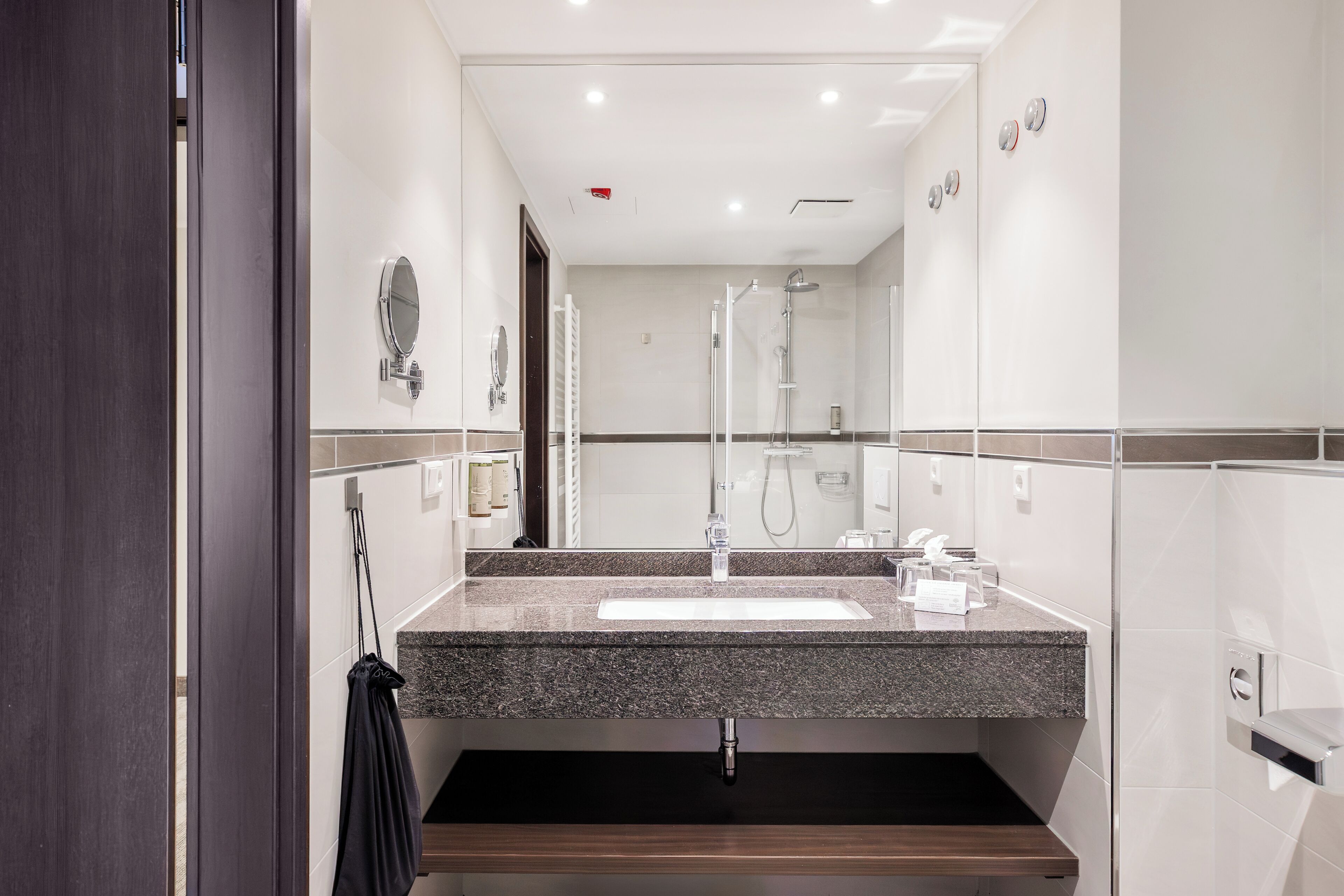 Shower, free toiletries, hair dryer, towels