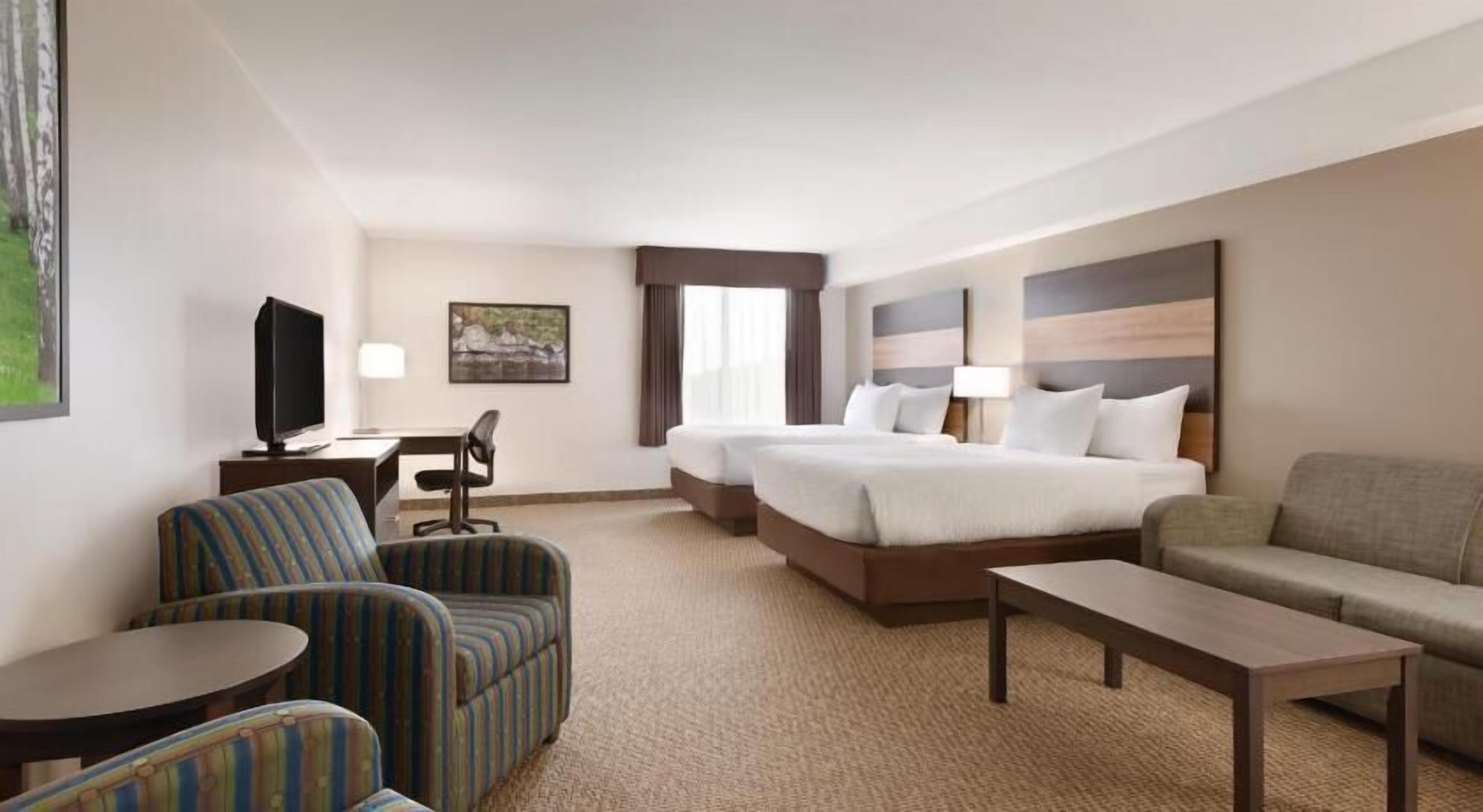 In-room safe, desk, iron/ironing board, free cots/infant beds