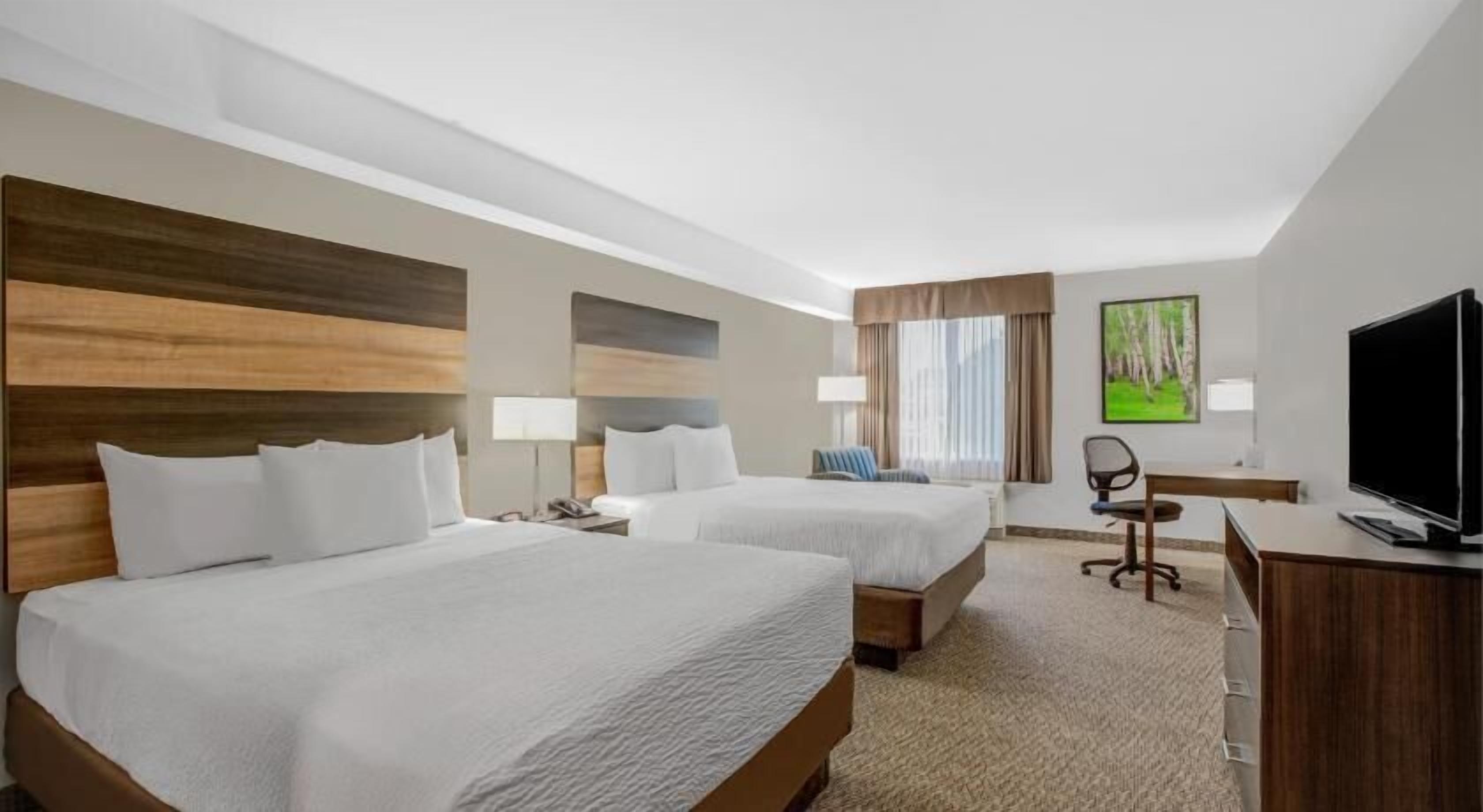 In-room safe, desk, iron/ironing board, free cots/infant beds