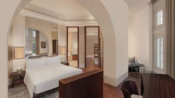Suite (Bidwell) | Frette Italian sheets, premium bedding, down duvets, free minibar items