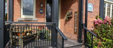 Overnatningsstedets indgangsparti