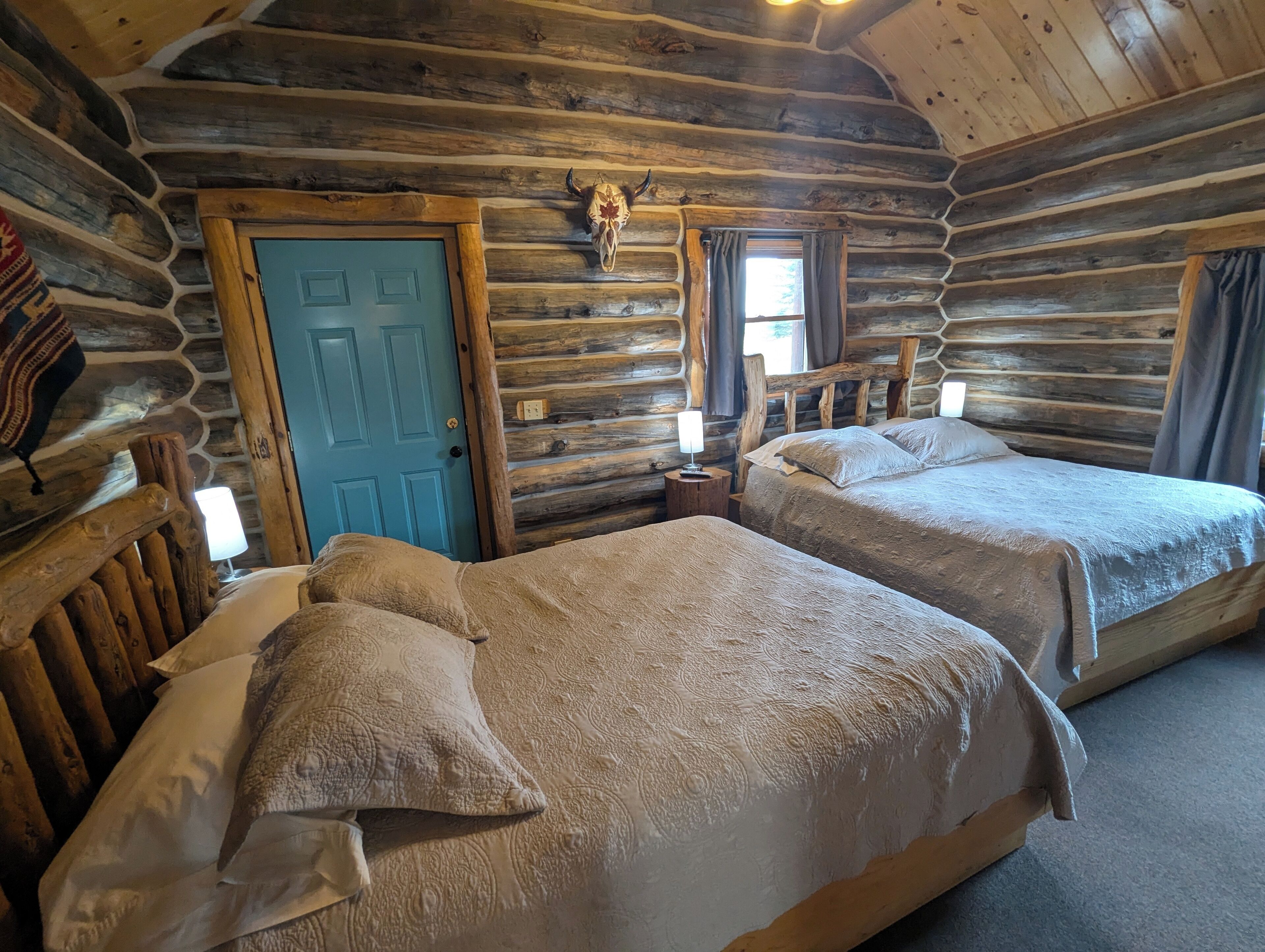 Cabaña (Number 3) | Cortinas opacas y ropa de cama