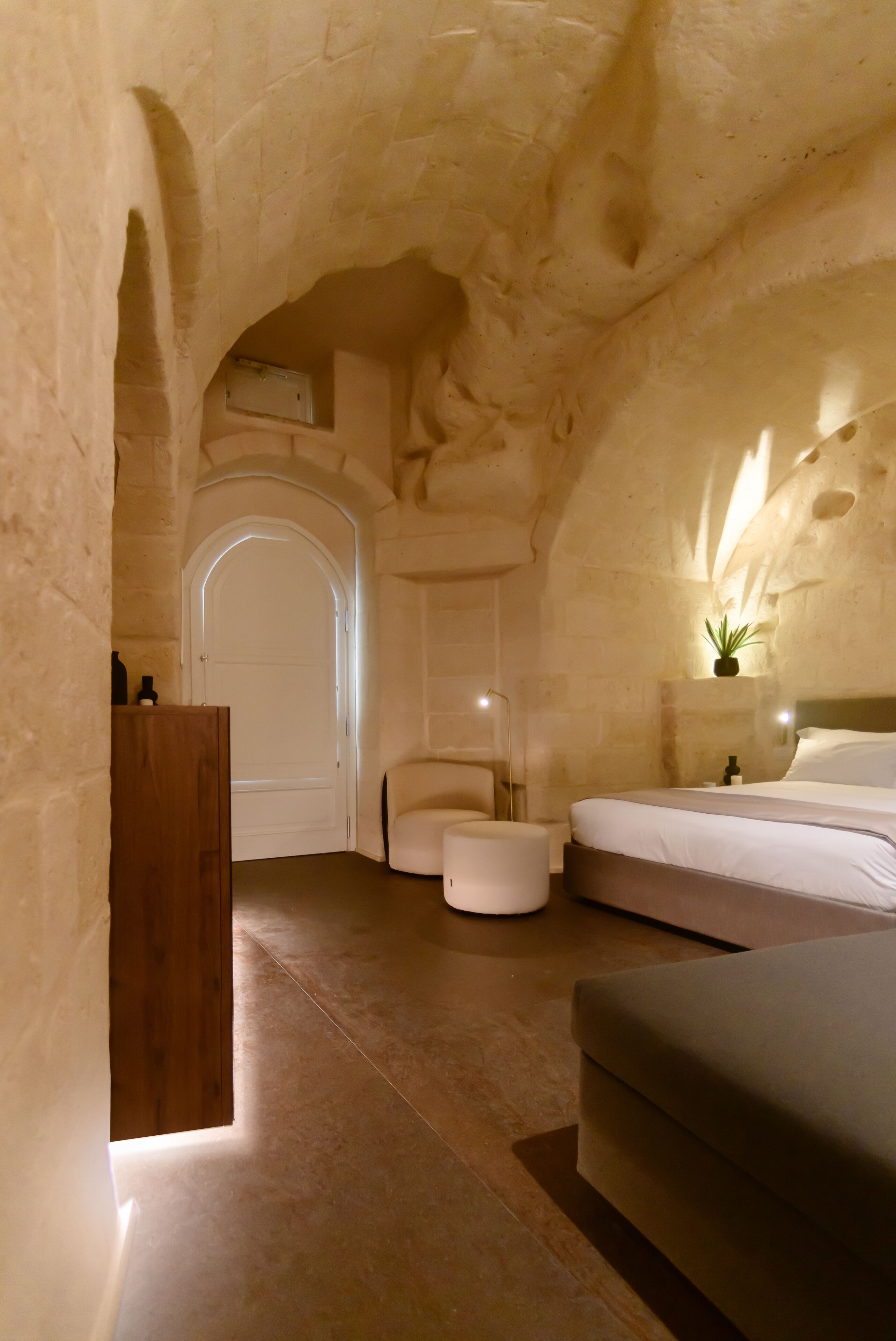 Junior Suite | Premium bedding, down duvets, minibar, in-room safe