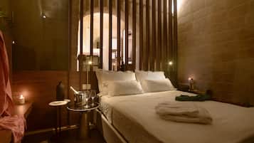 Klassieke suite | 1 slaapkamer, luxe beddengoed, donzen dekbedden, een minibar