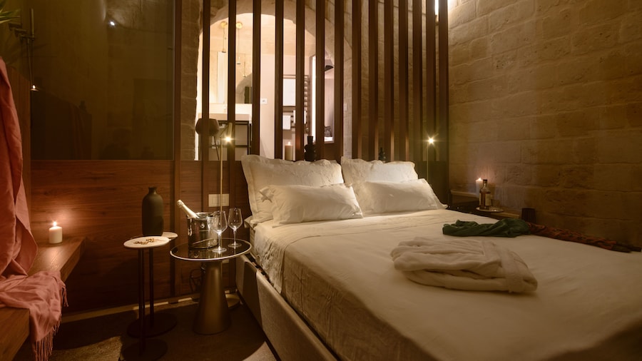 Le Malve Cave Retreat