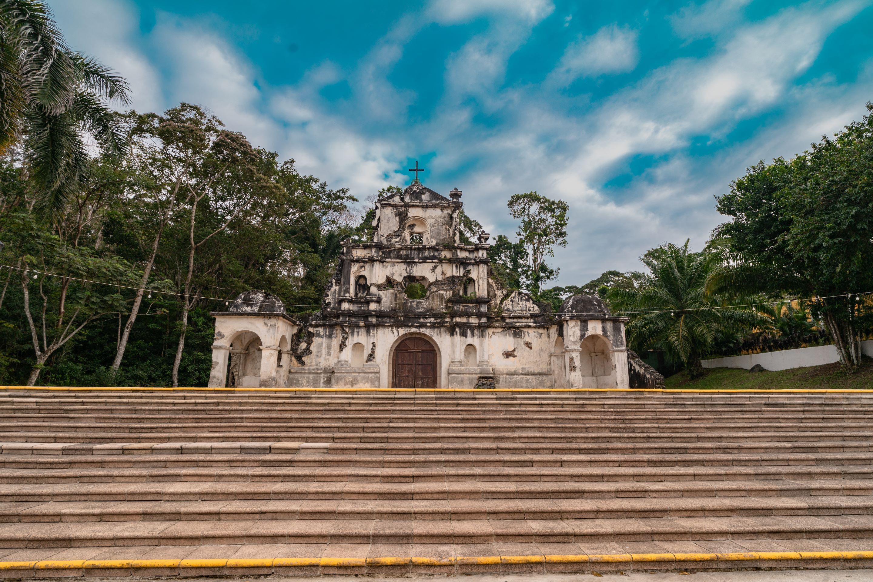 outdoor banquet area