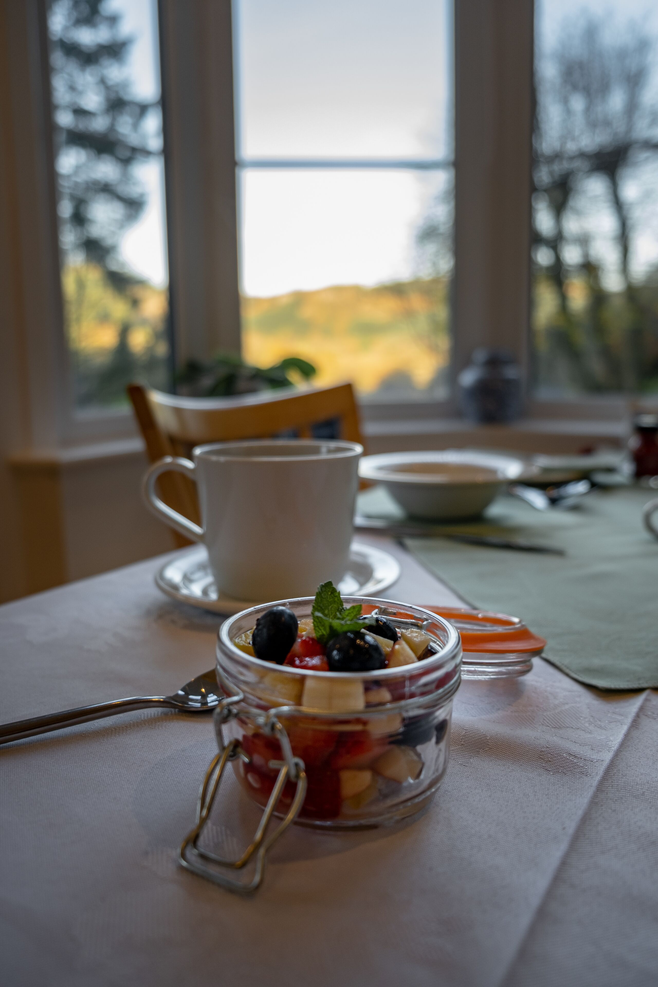 Free daily full breakfast 