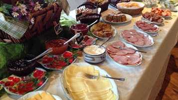 Desayuno buffet incluido todos los dĂas