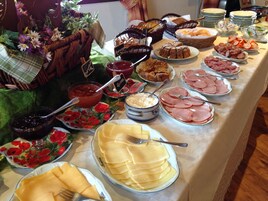 Café da manhã com buffet grátis todos os dias