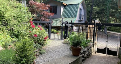 Salt Spring Carriage House B&B