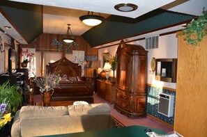 Apartment, 1 Queen Bed, Kitchen, Lake View | Premium bedding, individually decorated, individually furnished - Where Eagles Fly Bed & Breakfast (Zephyr Cove)