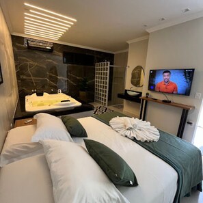 Suíte Deluxe com Banheira, Casarão anexo | 미니바, 암막 커튼, 무료 WiFi, 침대 시트