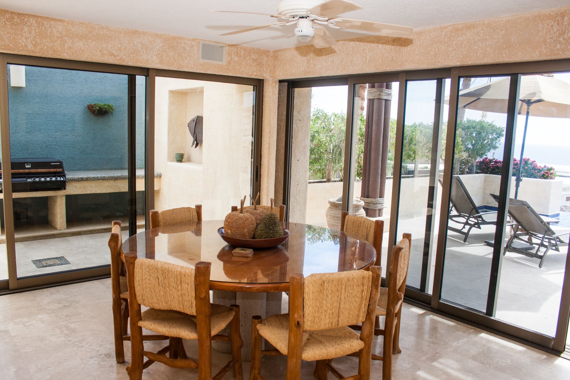 Luxury Villa, 4 Bedrooms, Ocean View | In-room dining
