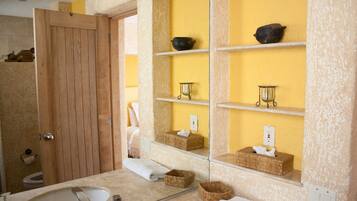 Luxury Villa, 4 Bedrooms, Ocean View | Bathroom | Shower, towels