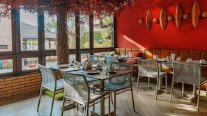 Breakfast, lunch and dinner served - Hotel Areias Belas (Maragogi)