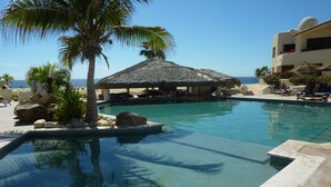2 outdoor pools - Villa Tortuga (Cabo San Lucas)