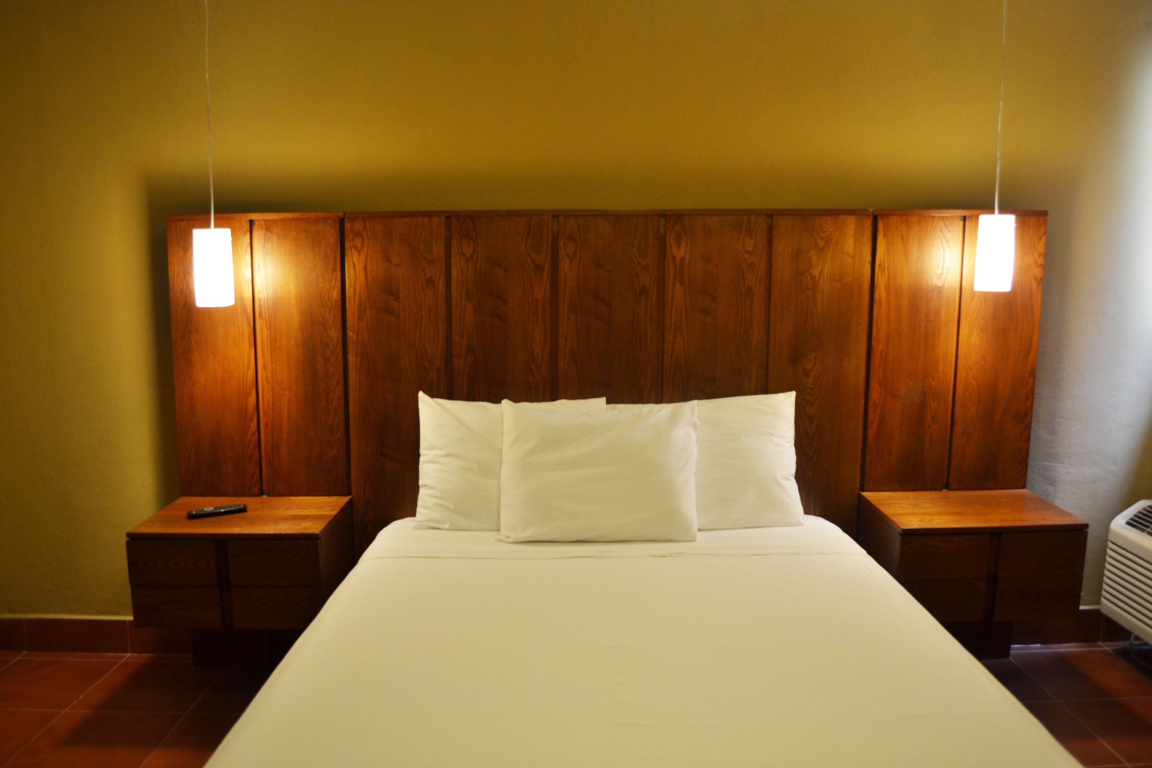 deluxe double room, 1 queen bed | premium bedding, in-room safe, free wifi, bed sheets