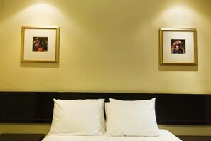 Suite Studio Premium, 1 très grand lit | Literie de qualité supérieure, couette en duvet d'oie, surmatelas