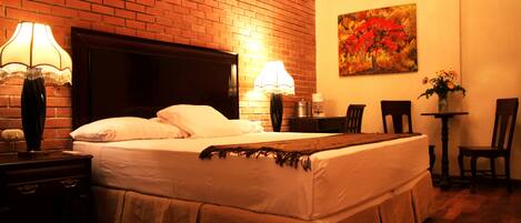 Suíte | Roupas de cama premium, cofres nos quartos, Wi-Fi de cortesia