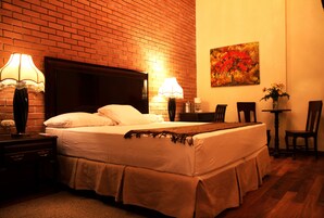 Suíte | Roupas de cama premium, cofres nos quartos, Wi-Fi de cortesia