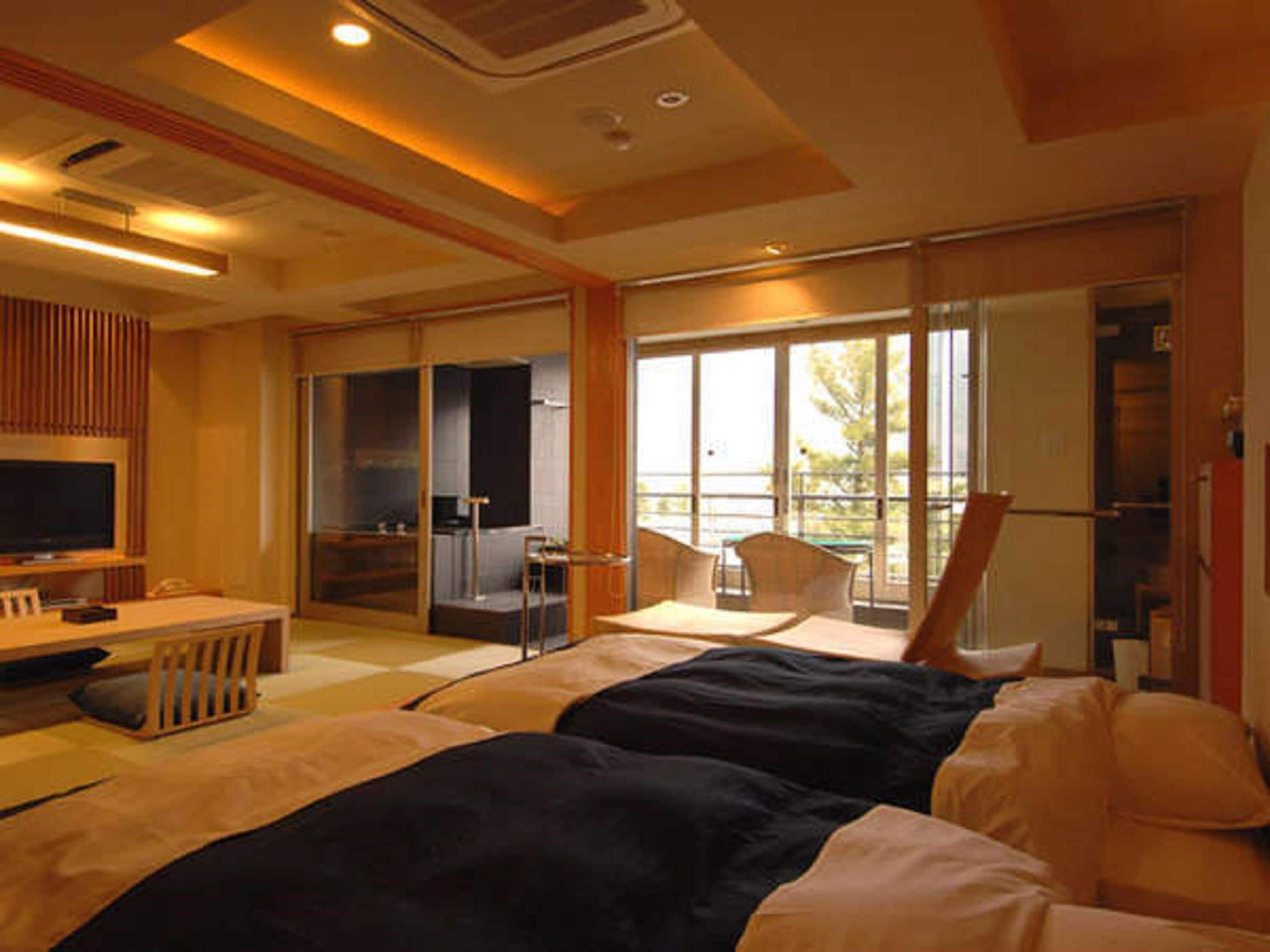 suite room with tatami area with open-air bath, (lake view) | in-room safe, desk, free wifi