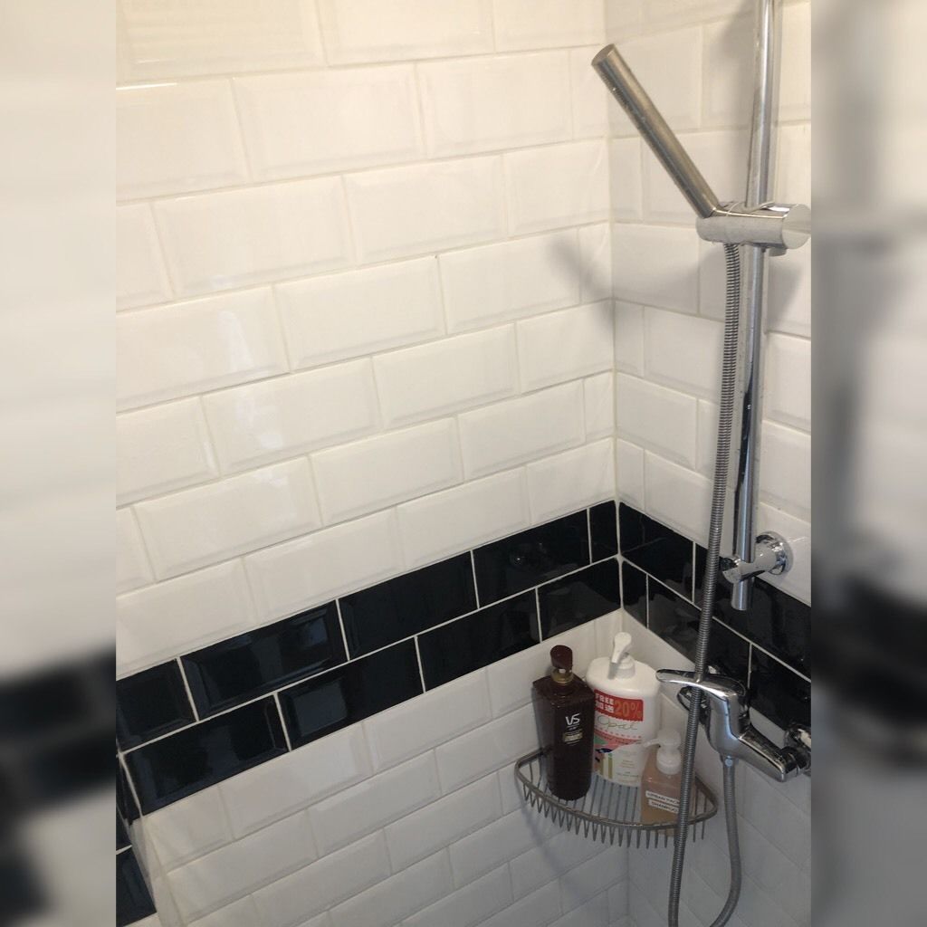 Shared Dormitory | Bathroom shower