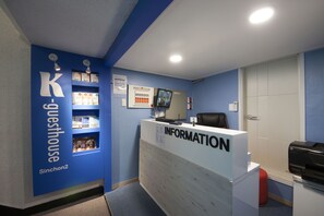 Pintu masuk interior