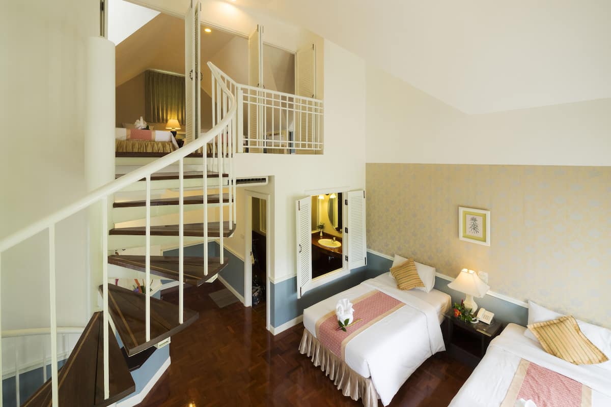 Family Lake View | Minibar, escritorio y camas extra