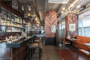 Restaurant - Adelphi Forty-Nine (Bangkok)