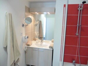 Ducha, secador de pelo