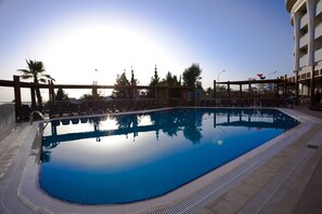 Indoor pool, 2 outdoor pools, free cabanas, pool umbrellas - Side Alegria Hotel & Spa - Adults Only - All inclusive (Manavgat)