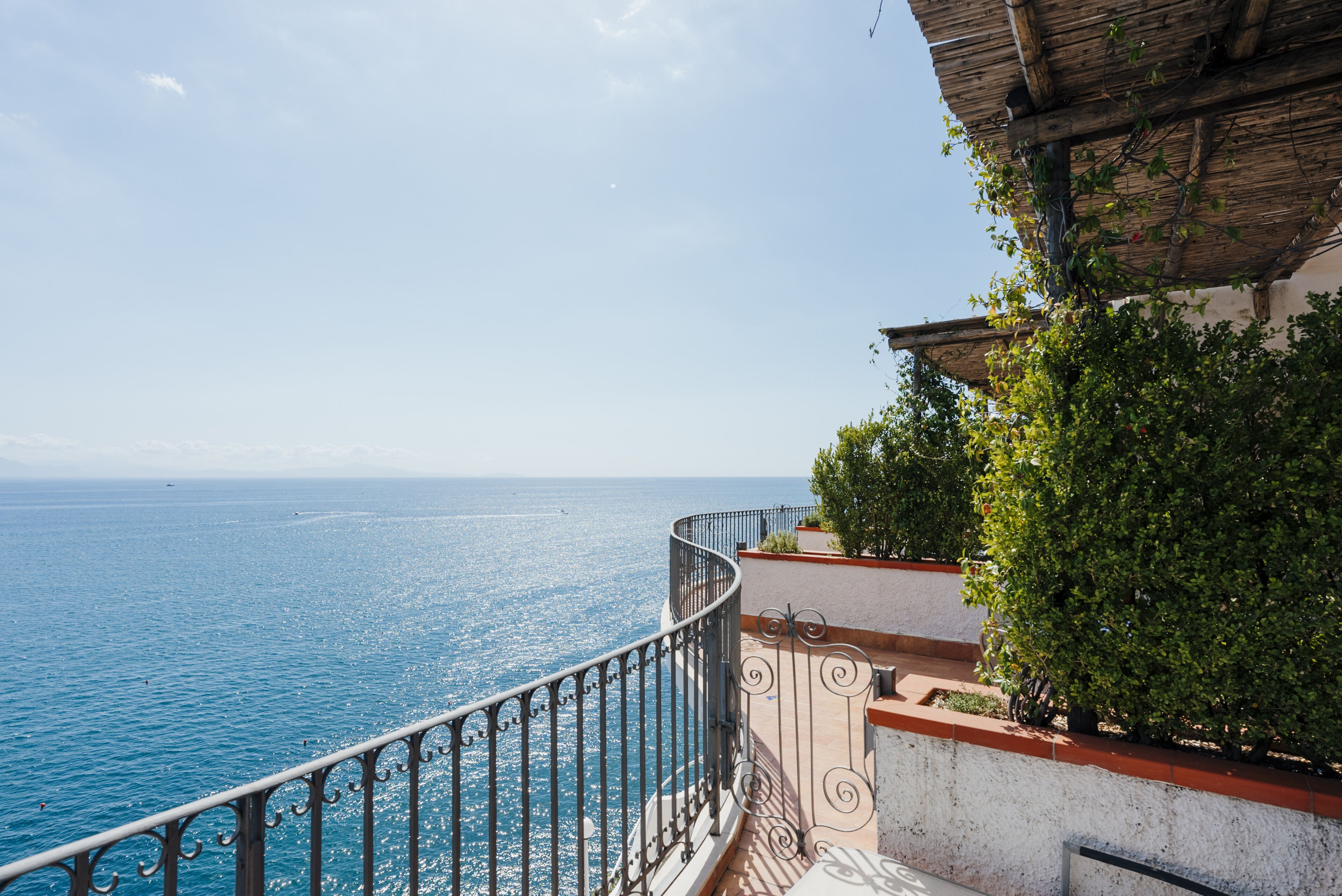 superior room, 1 bedroom, balcony, sea view | terrace/patio